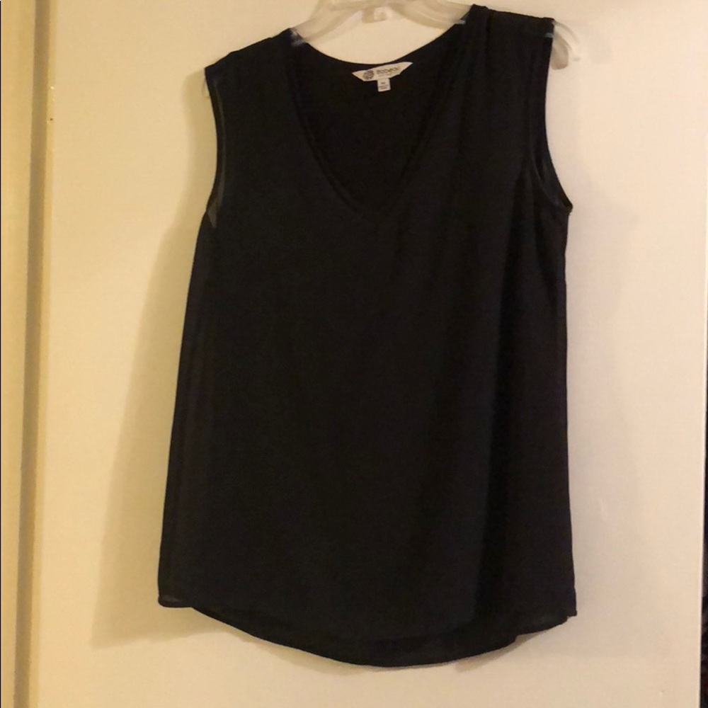 V Neck top